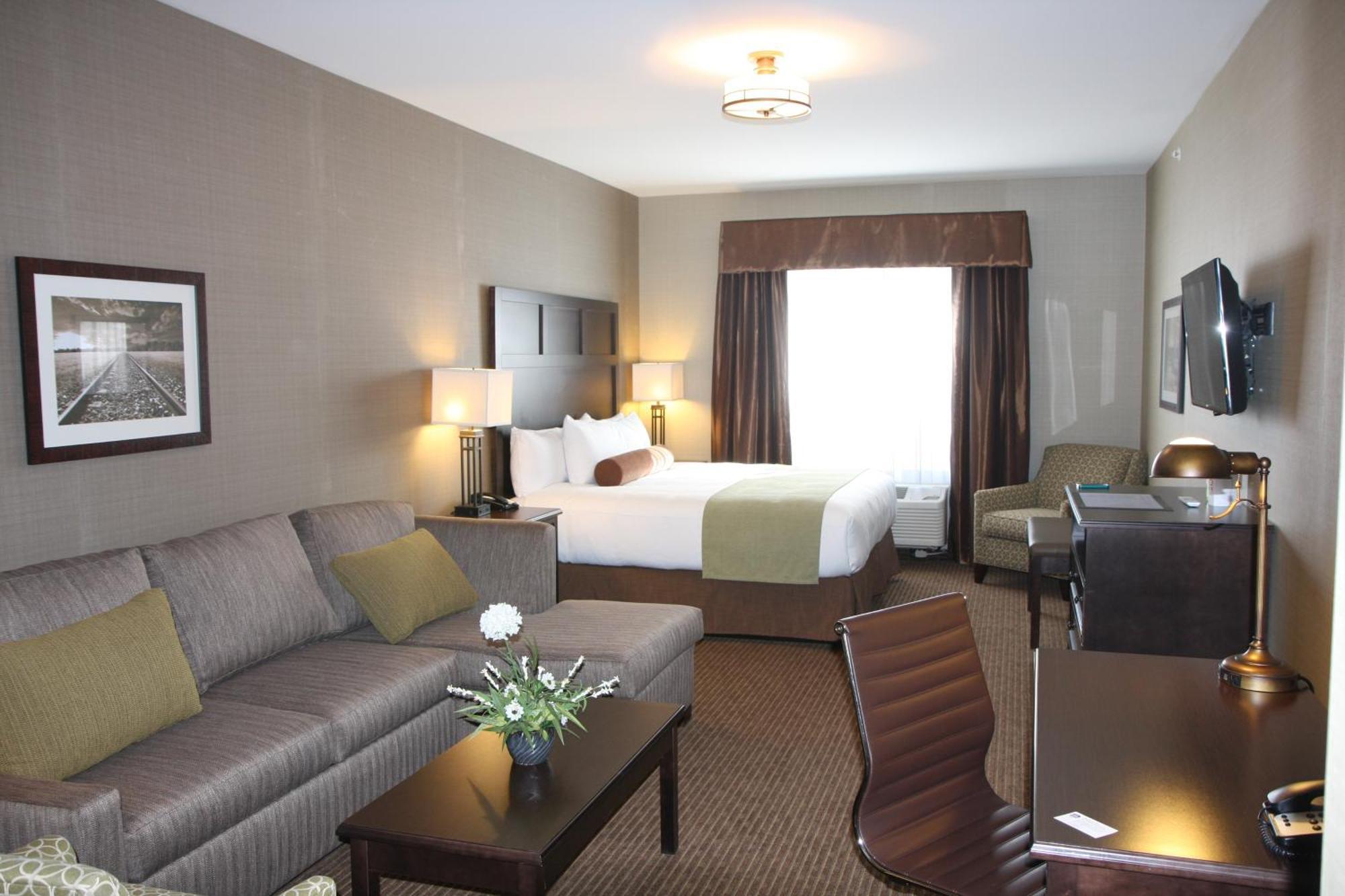 Best Western Plus Okotoks Inn & Suites Екстер'єр фото