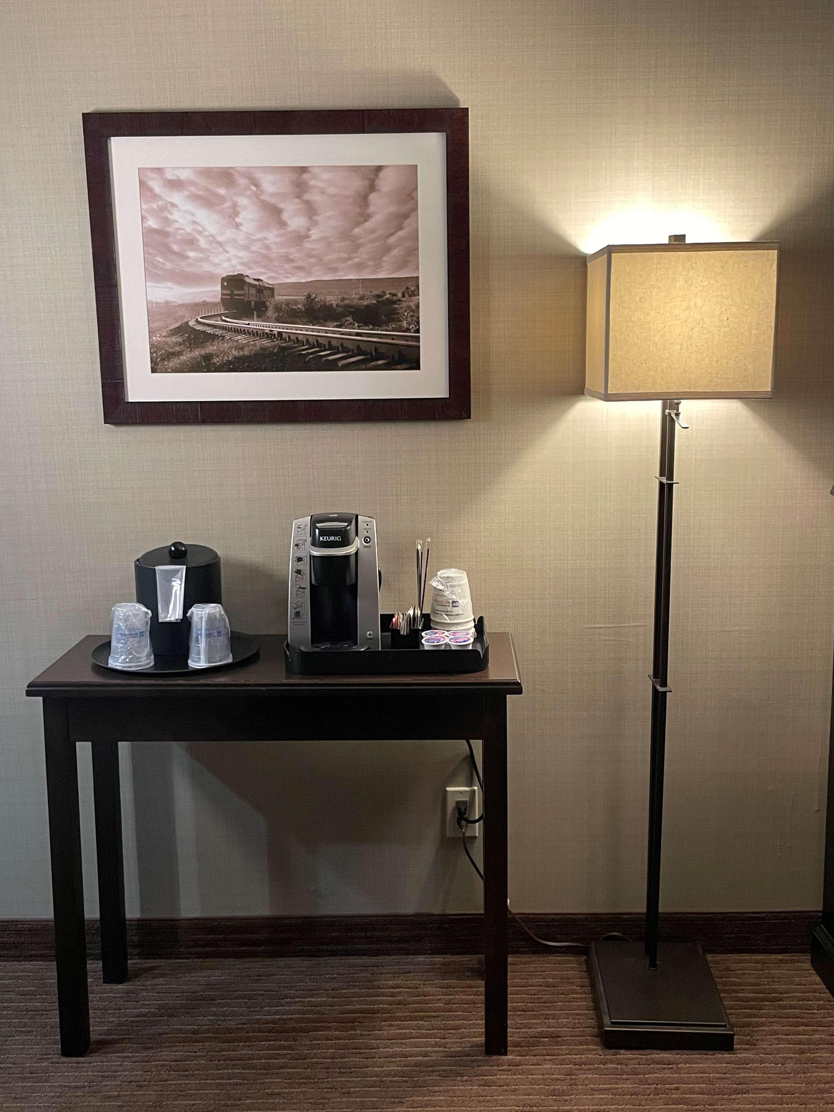 Best Western Plus Okotoks Inn & Suites Екстер'єр фото