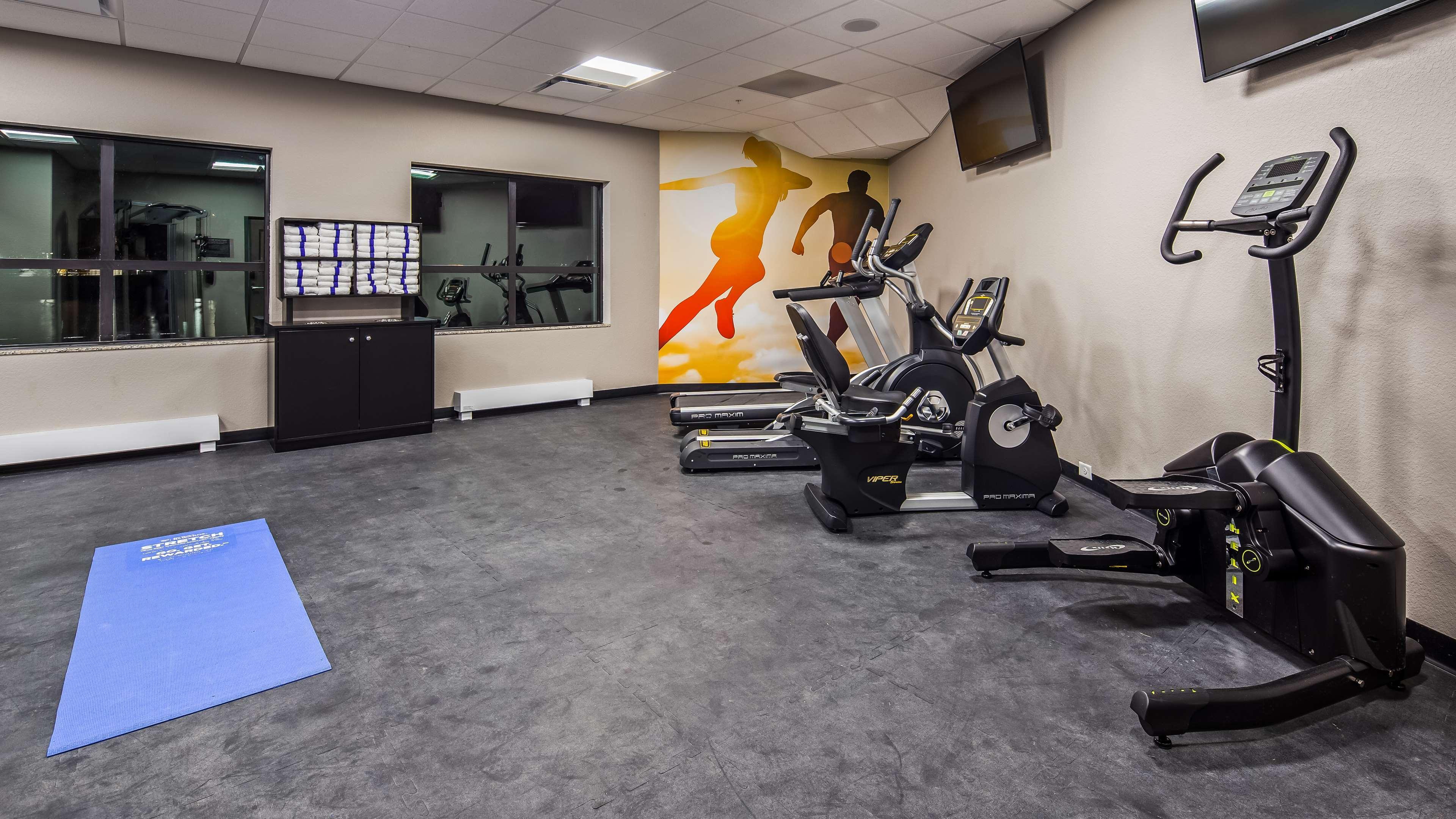 Best Western Plus Okotoks Inn & Suites Екстер'єр фото